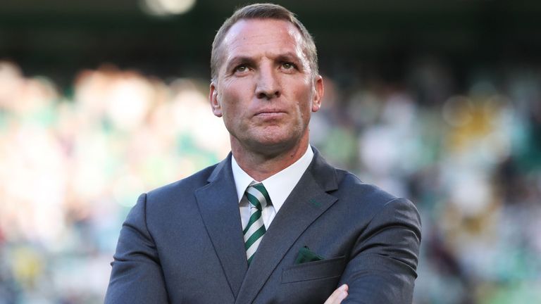 برندن رودجرز مدرب سيلتيك الاسكتلندي كلود بويل