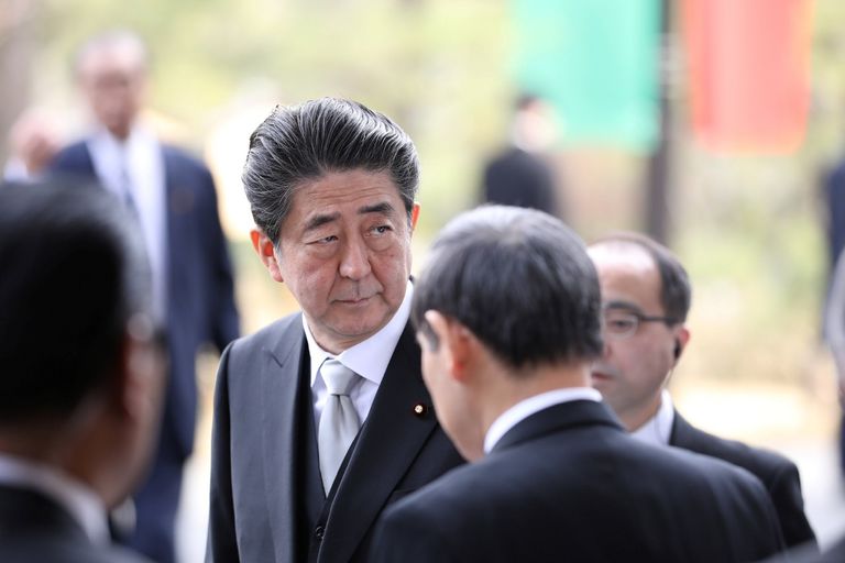 الإمبراطور الياباني أكيهيتو يلقي كلمته