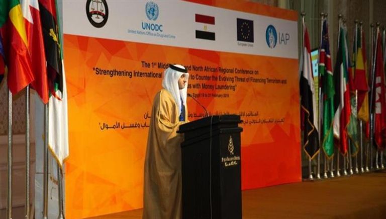 من فعاليات مؤتمر مكافحة غسل الأموال وتمويل الإرهاب الخبير العسكري المصري اللواء جمال مظلوم