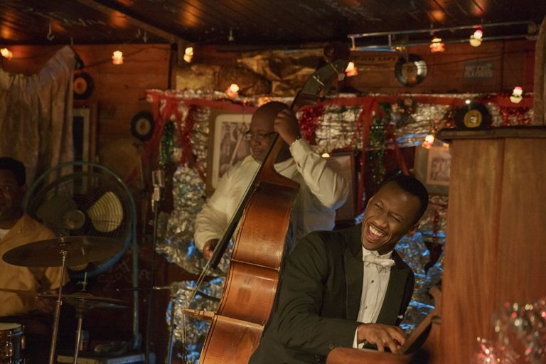 يتوج بالأوسكار للمرة الثانية.. "ماهر شالا علي" الصامت البليغ