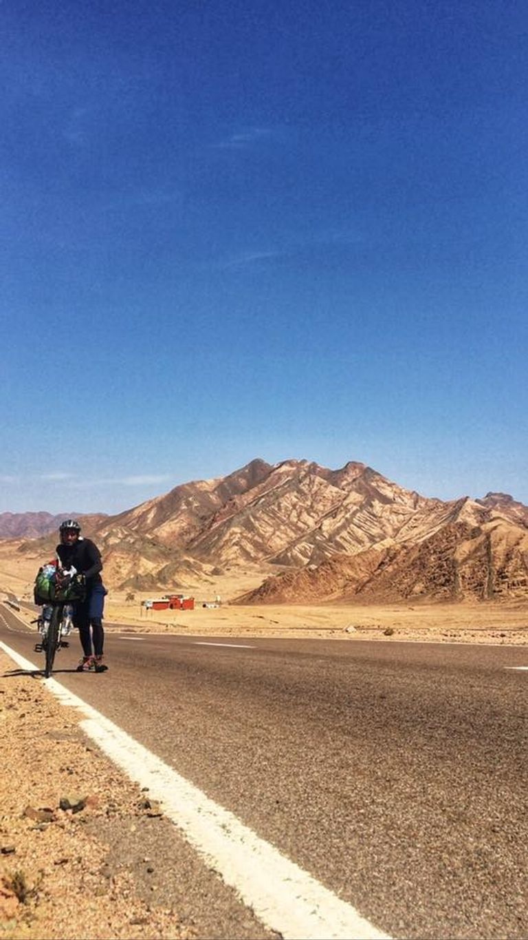 المصري عمر الجلا