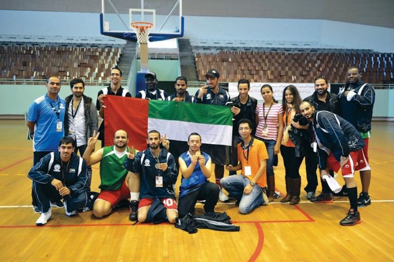 لاعب السلة الإماراتي بطي الشيزاوي.. قصة نجاح ملهمة لأصحاب الهمم