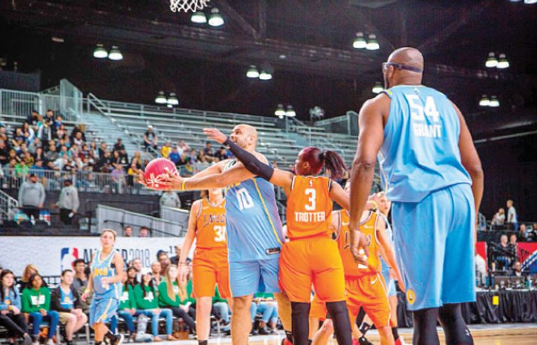 لاعب السلة الإماراتي بطي الشيزاوي.. قصة نجاح ملهمة لأصحاب الهمم