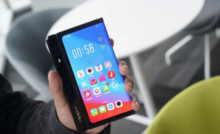 هاتف أوبو القابل للطي