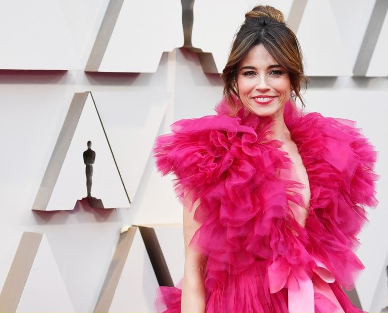 الممثلة جيما تشان على السجادة الحمراء في حفل الأوسكار