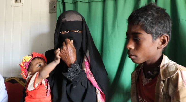 العيادات الطبية المتنقلة للهلال الأحمر تواصل تقديم الخدمات المجانية