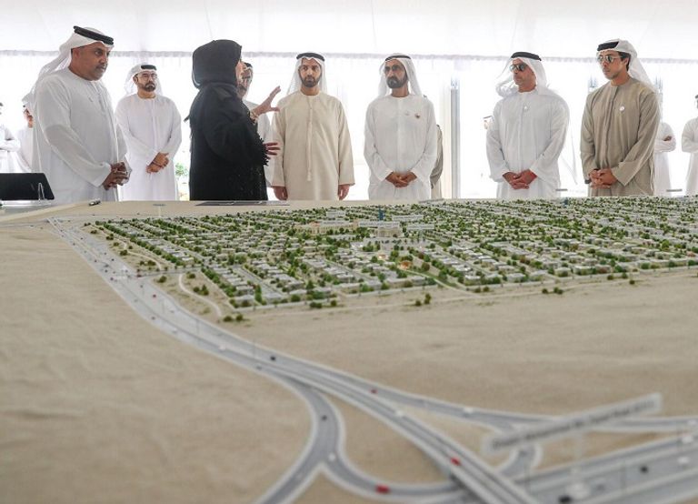 محمد بن راشد يعتمد خططاً لإسكان المواطنين بـ32 مليار درهم