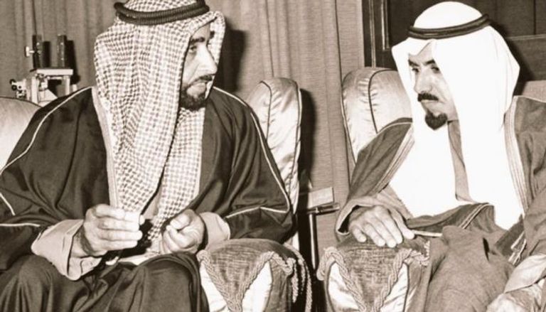 الشيخ محمد بن راشد آل مكتوم والشيخ محمد بن زايد آل نهيان والشيخ صباح الأحمد الجابر الصباح أمير الكويت - أرشيفية