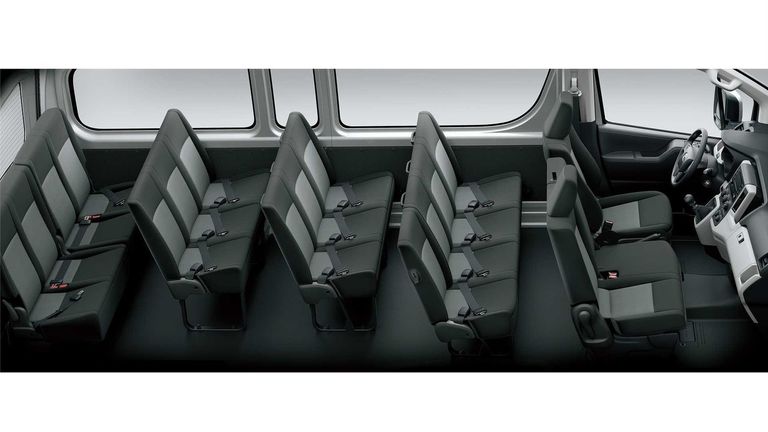 تويوتا تطرح طرازا جديدا من "Hiace" العائلية