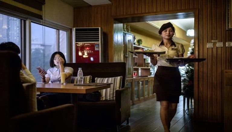 الثقافة الأميركية تتسلّل بخجل إلى بيونج يانج في مطعم برجر