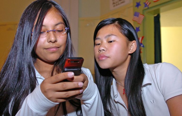 "واتساب".. 10 أعوام من ثورة التراسل