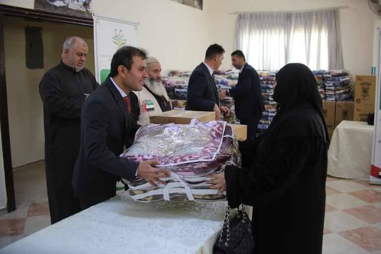 مؤسسة "أحمد بن زايد" للأعمال الخيرية تقدم مساعدات للسوريين في الأردن 