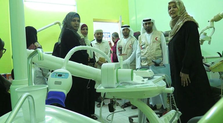 الهلال الأحمر الإماراتي يفتتح عيادتين في عدن اليمنية