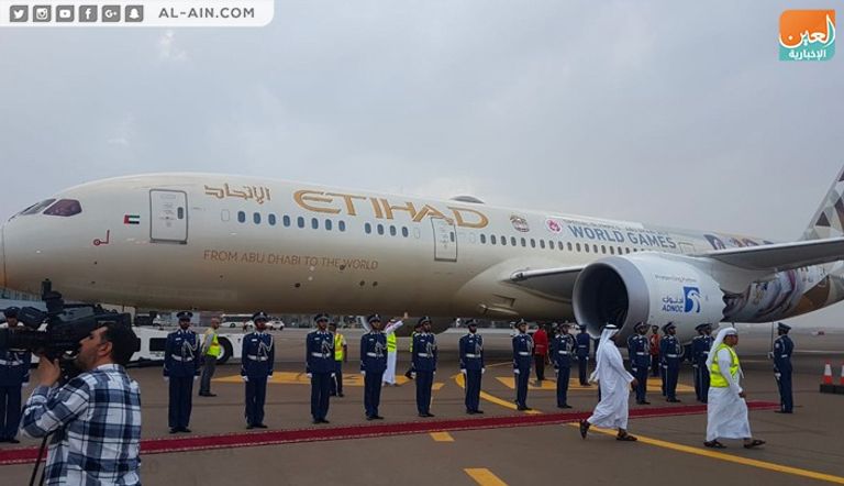 بالصور.. شعلة الأولمبياد الخاص 2019 تصل إلى مطار أبوظبي