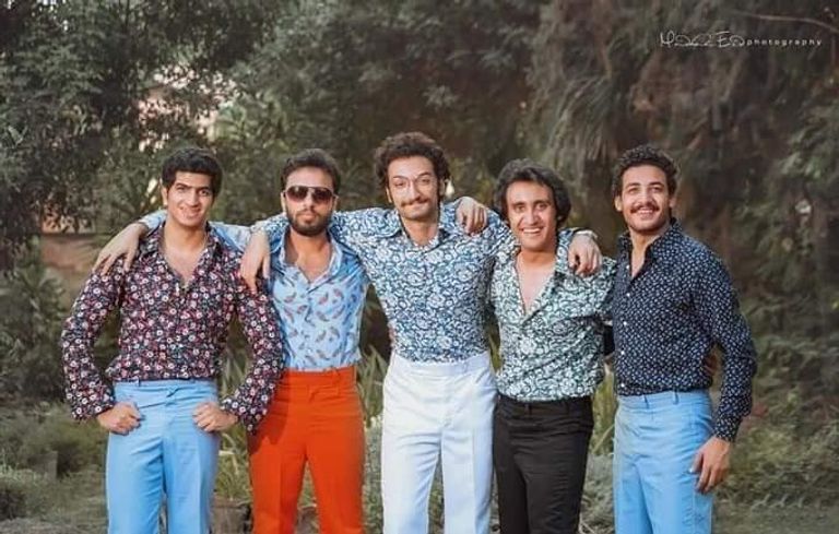 طلاب كلية الطب جامعة المنيا يحتفلون بتخرجهم