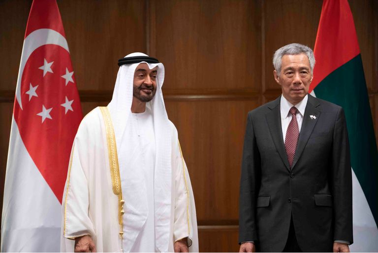 الشيخ محمد بن زايد يشهد توقيع اتفاقيات مع سنغافورة
