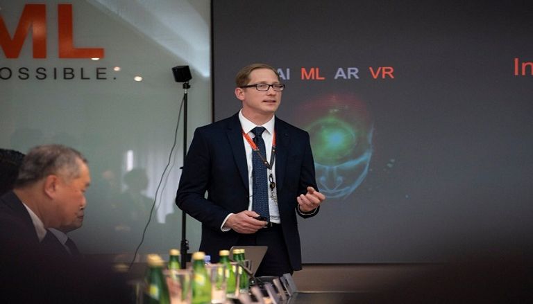 محمد بن زايد يزور مصنع غلوبل فاوندريز