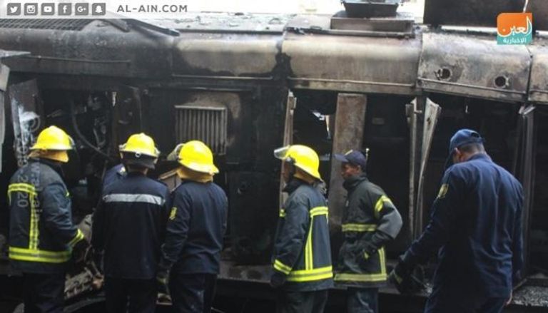 الحريق اندلع نتيجة اصطدام جرار بصدادة في محطة قطارات مصر