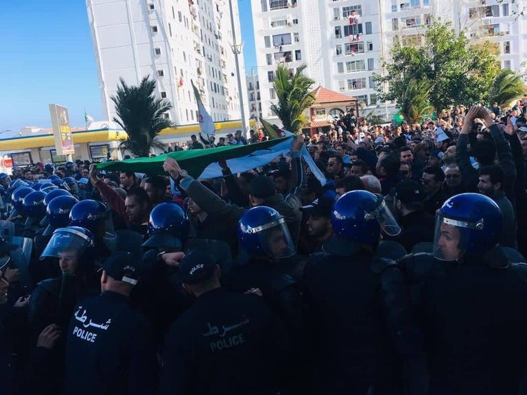 مظاهرات ضد الولاية الخامسة في الجزائر