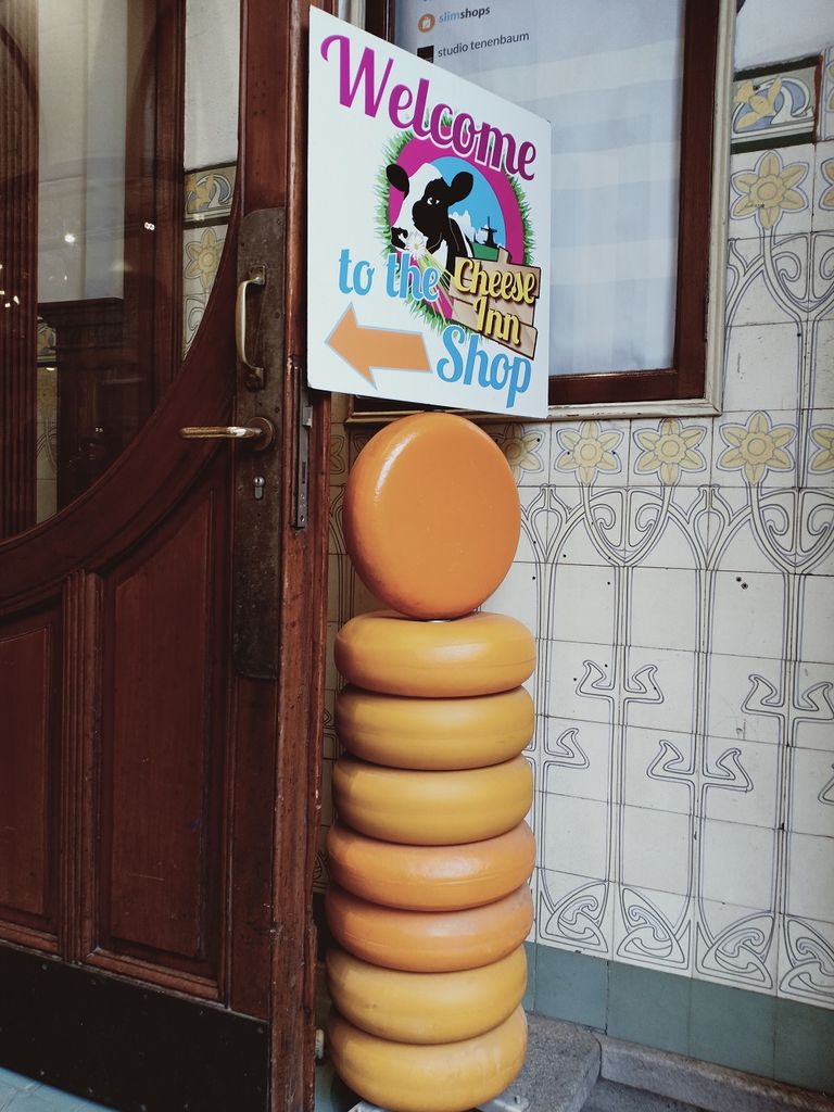 محل أولد أمستردام لبيع الجبن في هولندا