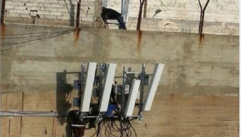 صورة متداولة لأجهزة تشويش بسجون الاحتلال نشرتها مواقع فلسطينية