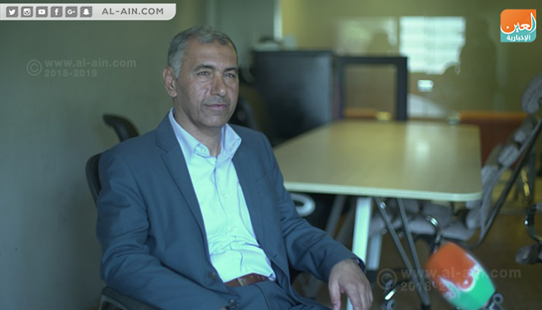 عبدالناصر فروانة رئيس وحدة الدراسات والتوثيق في هيئة شؤون الأسرى صورة متداولة لأجهزة تشويش بسجون الاحتلال نشرتها مواقع فلسطينية