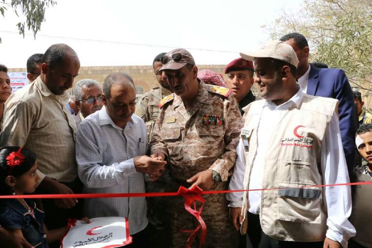 الهلال الأحمر الإماراتي يدشن مشروع تأهيل المستشفى الريفي بتعز اليمنية