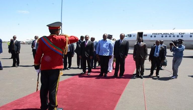 الرئيس الإريتري يستقبل نظيره الكيني ورئيس وزراء إثيوبيا