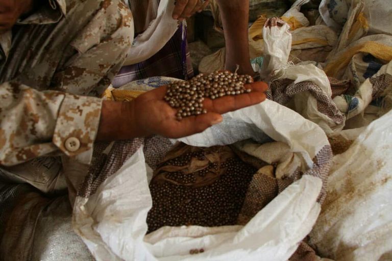 الشاحنة التي تم ضبطها في تعز وهي تحمل متفجرات حوثية