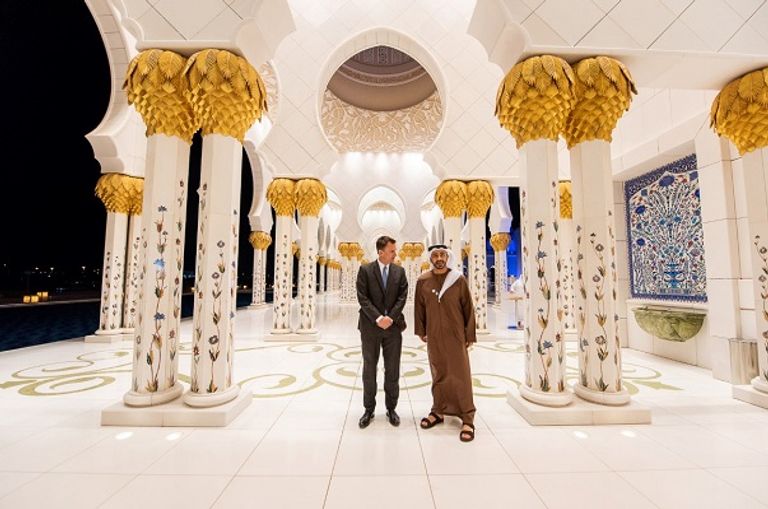 الشيخ عبدالله بن زايد آل نهيان ووزير الخارجية البريطاني