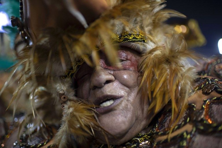 مدارس السامبا تبدأ عروضها الساحرة في كرنفال ريو