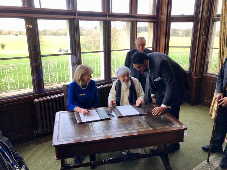 الشيخ بن بيه في الملتقى الثالث لـ"حوارات المواطنة الشاملة"