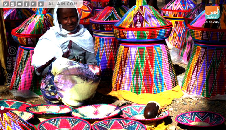 السلال الإثيوبية تستخدم في تقديم الطعام وتخزين الملابس