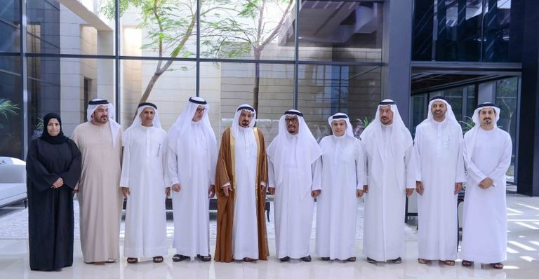 حاكم عجمان يكرم الفائزين بجائزة راشد بن حميد