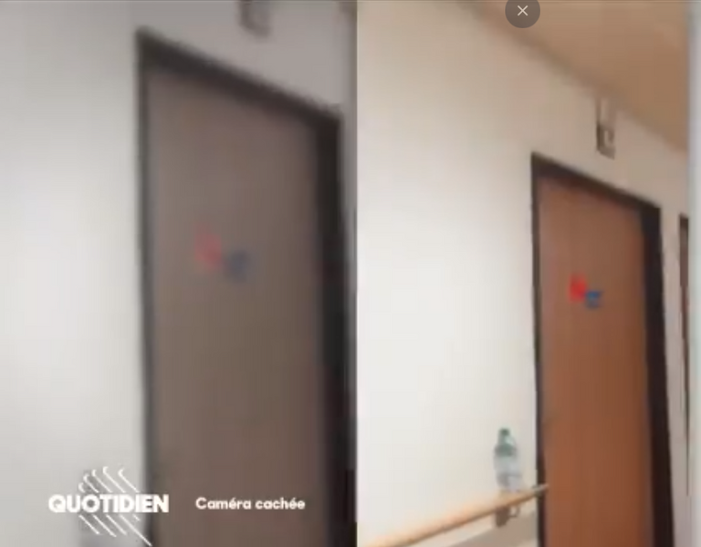 غرفة بوتفليقة بالطابق الثامن من مقطع مسرب الرئيس الجزائري عبدالعزيز بوتفليقة - أرشيفية