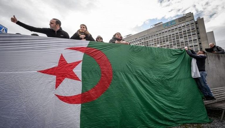 بدء الاحتجاجات في العاصمة الجزائرية
