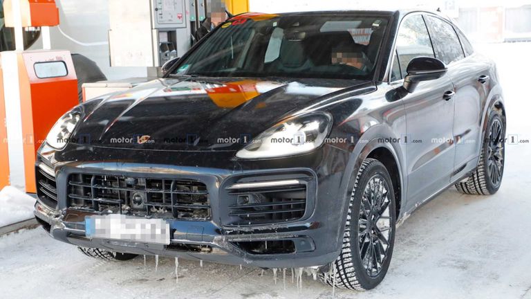 من اللقطات المسربة لطراز بورش Cayenne Coupé أثناء اختباره