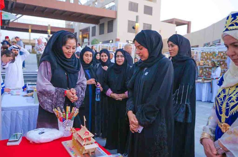 جانب من معرض التسامح العالمي للأسر المنتجة 