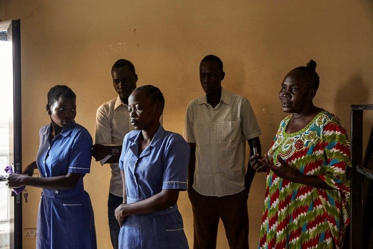 القابلة القانونية جريس لوسيو