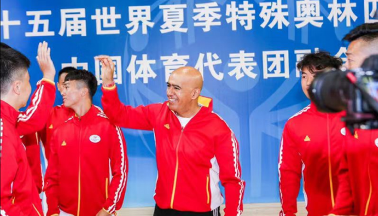 سفير الإمارات بالصين يزور منتخب الأولمبياد الخاص الصيني