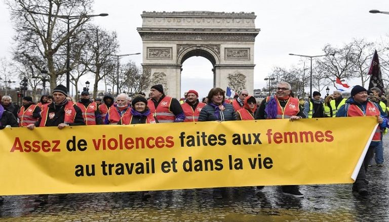 محتجو "السترات الصفراء" ينتوون الاعتصام أمام قوس النصر