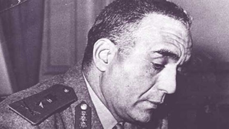 الشهيد عبدالمنعم رياض الفريق عبدالمنعم رياض على الجبهة - صورة أرشيفية