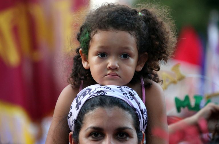 مظاهرات في 9 مدن برازيلية تطالب بإنهاء العنف ضد المرأة