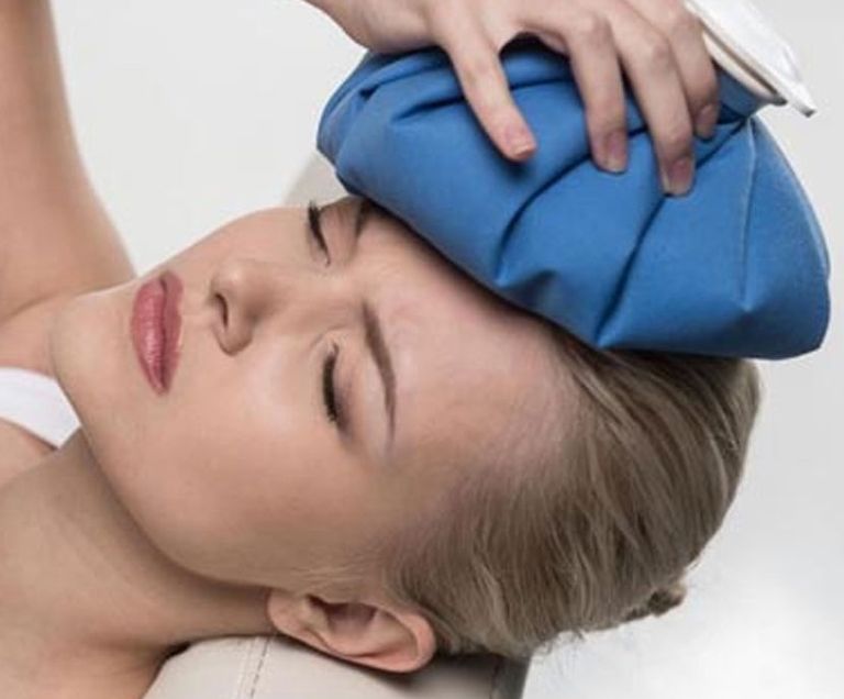 الكمادات الباردة الزيوت العطرية تخلصك من الصداع النصفي