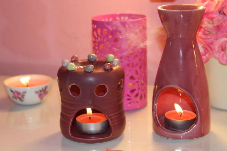 الفواحات الفخارية الزيوت العطرية تخلصك من الصداع النصفي