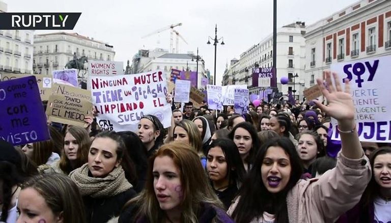 إضراب في إسبانيا بمناسبة اليوم العالمي للمرأة