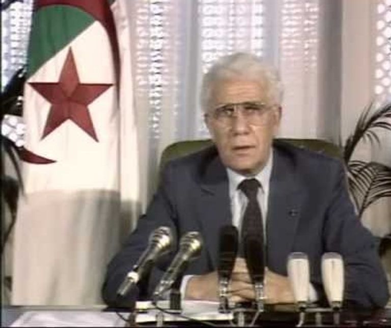 الرئيس الجزائري الأسبق الشاذلي بن جديد  الحراك الشعبي في الجزائر خلال 57 عاما