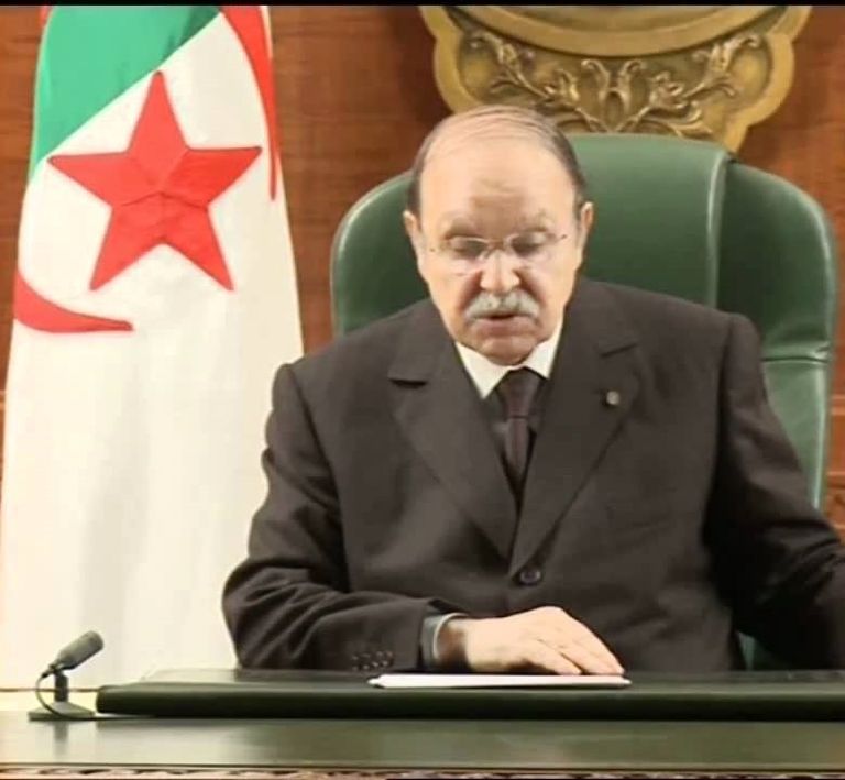 خطاب الرئيس الجزائري عبد العزيز بوتفليقة في 2011 الحراك الشعبي في الجزائر خلال 57 عاما