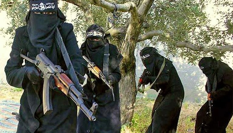 نساء تابعات لتنظيم داعش الإرهابي - أرشيفية