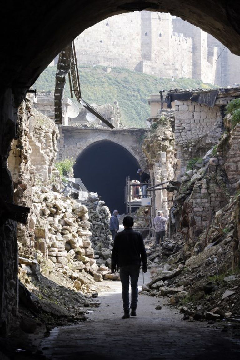  أسواق حلب القديمة تحاول النهوض من بين الأنقاض